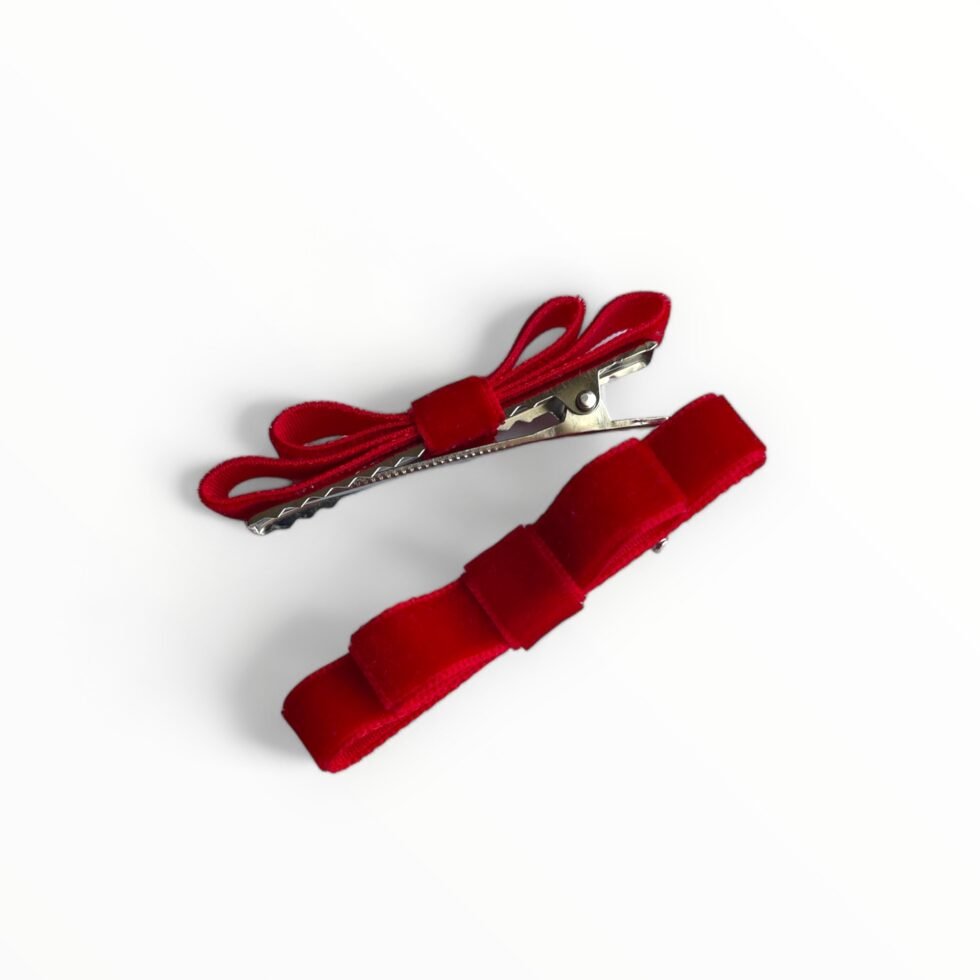 Raudonas mini veliūrinis plaukų segtukas